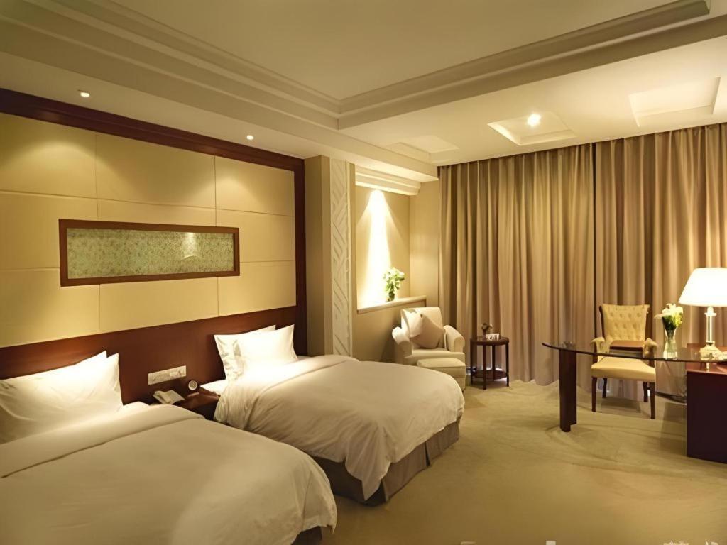 Nanchang Galactic Peace International Hotel エクステリア 写真