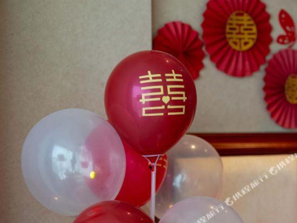 Nanchang Galactic Peace International Hotel エクステリア 写真