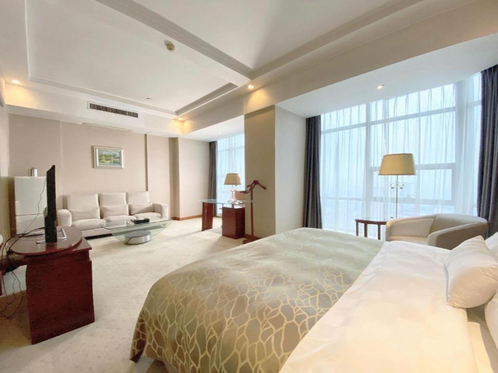 Nanchang Galactic Peace International Hotel エクステリア 写真