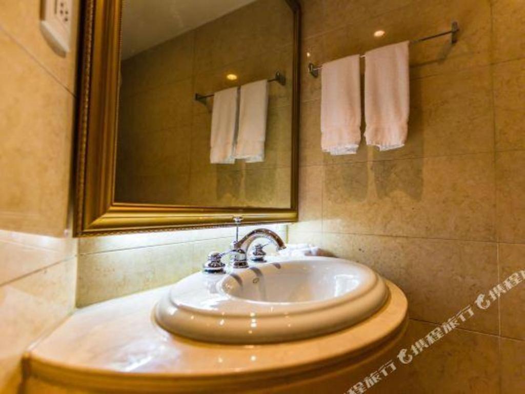 Nanchang Galactic Peace International Hotel エクステリア 写真